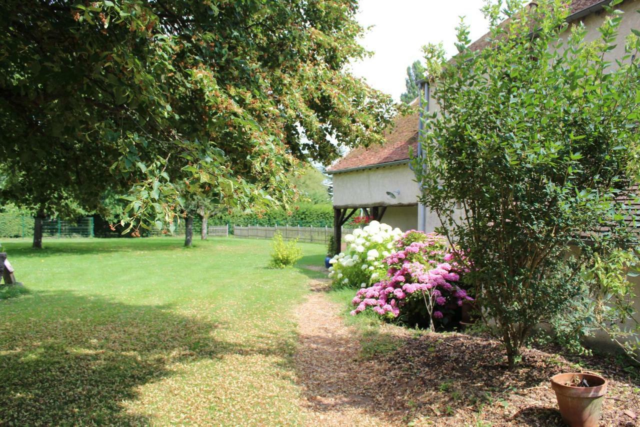Le Poule House Guest House Guérard Exterior photo